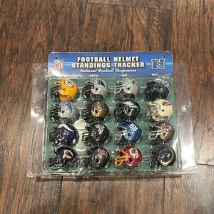 Riddell NFL Logo Helmet Tracker (32 Teams) new in case